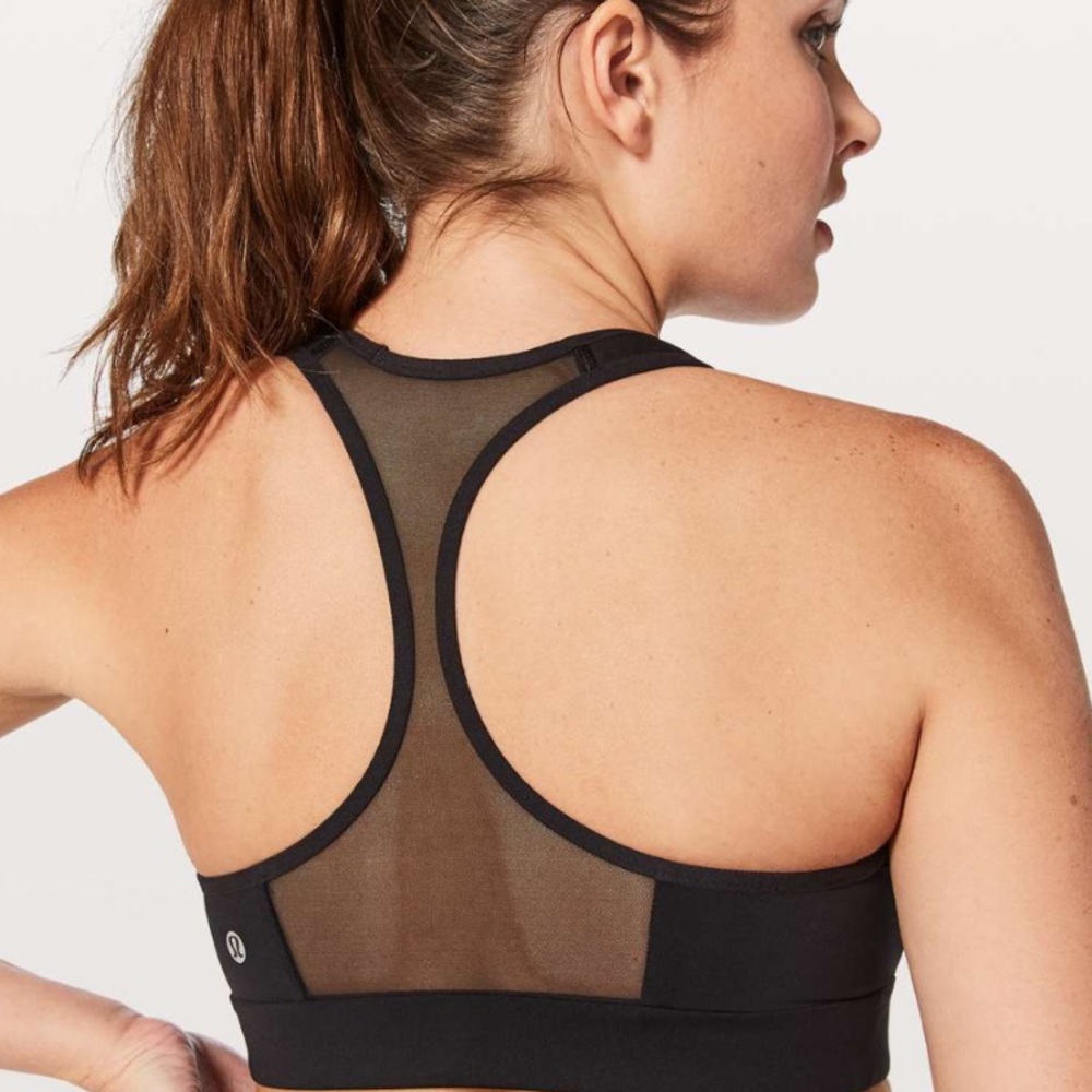 Black lululemon sports bra